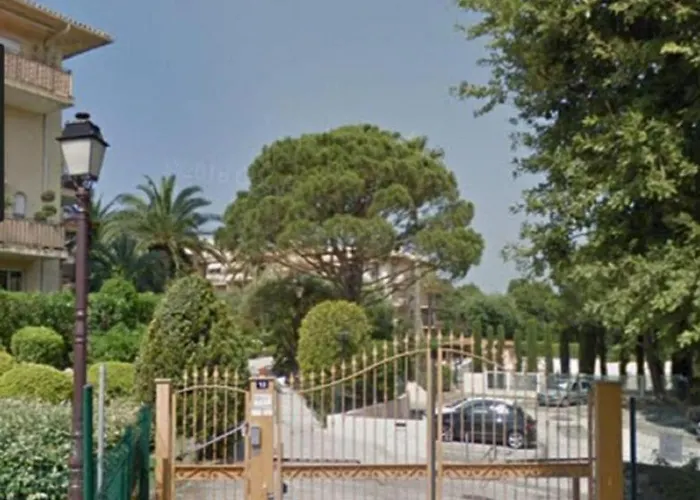 Saint-Tropez * Saint-Tropez